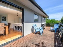 Classic 70's Beach House Outside - 97-99 Lohr Avenue