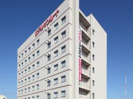 Viesnīca Hotel Sunroute Fukuchiyama pilsētā Fukučijama, netālu no apskates objekta svētnīca Toyoukedai