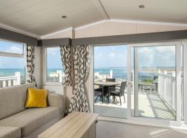 Braddicks Holiday Centre, glamping em Westward Ho