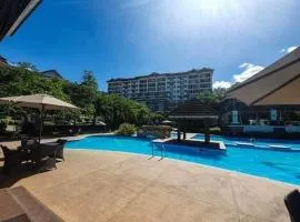 One Oasis Condotel by Dhebs
