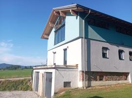 Fewo Wiesenblick, hotel v destinaci Waldmünchen