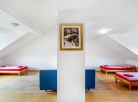 Knödelhof, hotel u gradu Pucbrun