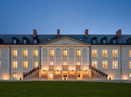 Dolce by Wyndham Versailles - Domaine du Montcel, h&ocirc;tel avec piscine &agrave; Jouy-en-Josas