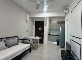 Meritus Seaview Apartment, hotel com piscina em Perai