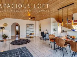 Stylish loft with balcony, quiet and spacious