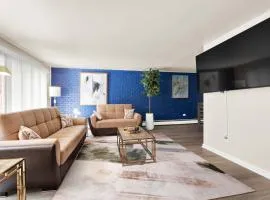 Sterling Heights Tranquil Retreat