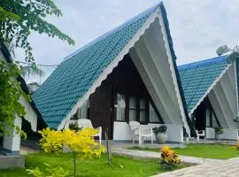 Surfing Beach Nilaveli