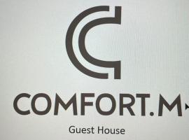 COMFORT M Guest House, hotel a Goris