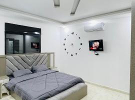 الزرقاء مدينة الشرق, hotel v destinaci Zarká