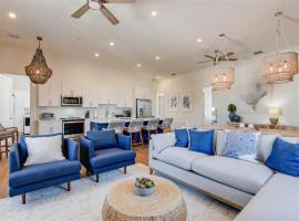 Luxury 4BDR/4BA Penthouse, ξενοδοχείο στο Κι Γουέστ