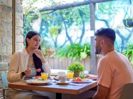 Hotel Beit Maimon, ξενοδοχείο σε Zikhron Ya‘aqov