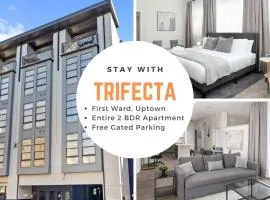 Uptown 1st Ward Corner Unit Superior 2BD Apt