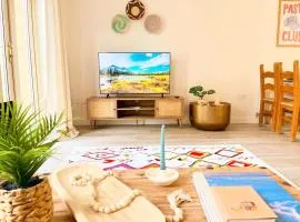 Artistic, Bright & Spacious 3 Bedroom Home