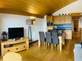 Appartement spacieux aux Saisies avec 2 chambres et parking couvert - FR-1-293-401