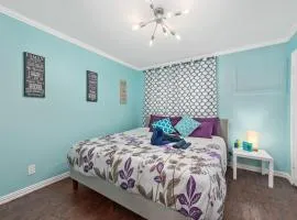 Tiffany Hip Montrose Apt Near MedCenter UH & NRG