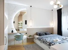 La Dolce Vita,LUX Designer decorated, Free parking