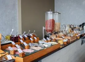 Rado Hotel - Santa María