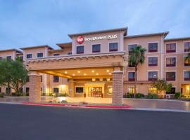 Best Western Plus Chandler Hotel & Suites, hotel v destinaci Chandler