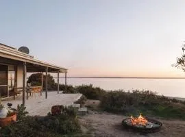 Sea Haven at Streaky Bay - A Secluded Beach Escape