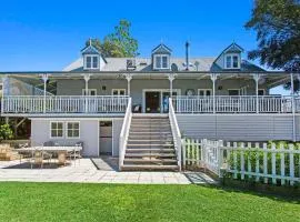 Huckleberry House - By Berry Getaways