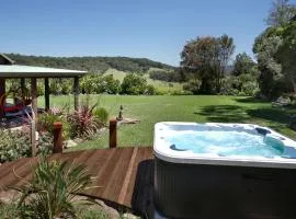 Amaroo House - By Berry Getaways