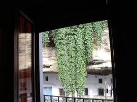 Entrecuevas, Familienhotel in Setenil de las Bodegas