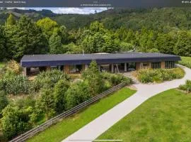 Highland Lodge