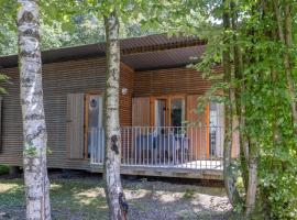 Les Charmes C10 - Le Val Joly, hotel in Eppe-Sauvage