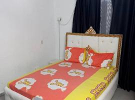 Ib Kay Apartments, hotel v destinaci Abudža