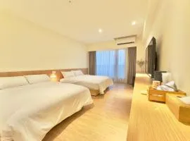 Brown House Hotel - Taipei Main Station