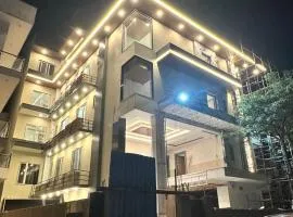 The Grand Oasis Hotel & Resort I Near India Expo Mart