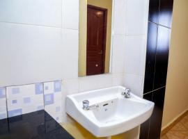 Palisades, hotel in Voi