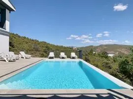 Chalet a estrenar, espectaculares vistas a la montaña