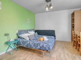 Beautiful Apartment In Albi With Wifi