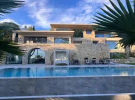 Villa Vue Mer Contemporaine avec,piscine, Hammam Jacuzzi