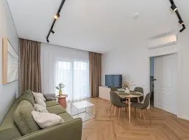 Charming 1 BD Apartment by Domvia