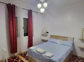 Airport Apartment - Fully Equipped & Air Conditioned, Close to Airport