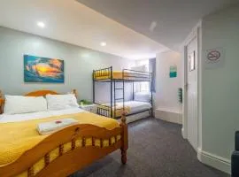 High Tide Hotel