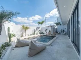 Stunning 3BR Pool Villa with Ricefield View