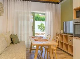 theopisti home