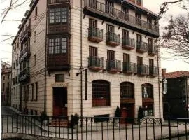 Hotel Covaleda Soria
