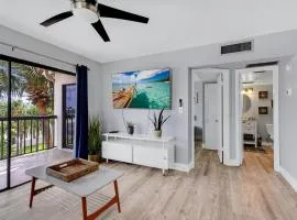 Great 1 bedroom 1 bath condo with heated pool