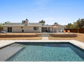 Bonanza in the Desert - Pool, Hot Tub, Grill home