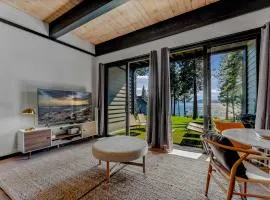 Lake Tahoe Vacation Rental w Patio & Pool Access