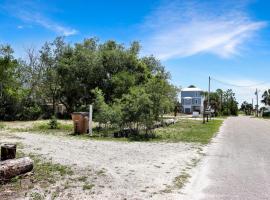 Maxtoria RV Lot by Pristine Property Vacation Rentals – hotel w mieście Indian Pass