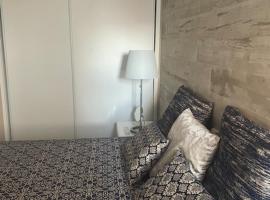 Apartamento ARMAÇÃO PÊRA, khách sạn ở Armação de Pêra