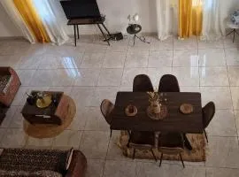 Charmant appartement, Rdc atypique spacieux calme