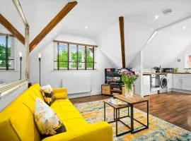 Stylish Apartment - Outdoor Terrace - Wolverhampton - Netlix - Wifi - 9bPC