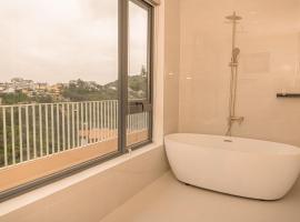 Flower Home KHE SANH 1 โรงแรมในẤp Ða Lợi