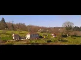 Petite maison indépendante à la campagne